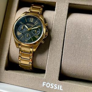 ✨Fossil Gold-Tone Stainless Steel Watch✨